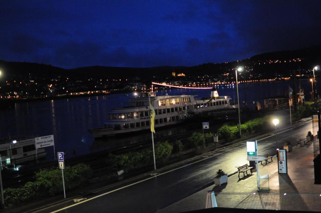 Hotel Krone Ruedesheim روديسهايم ام رين المظهر الخارجي الصورة